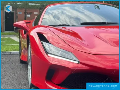 FERRARI F8 3.9 V8