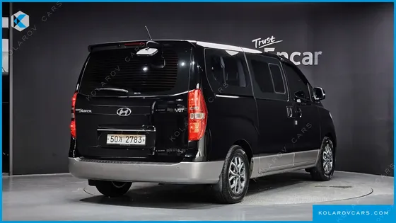 HYUNDAI STAREX URBAN 9-SEATER