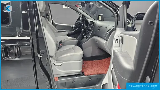 HYUNDAI STAREX URBAN 9-SEATER
