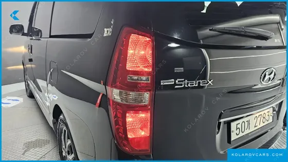 HYUNDAI STAREX URBAN 9-SEATER