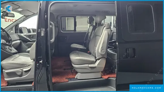 HYUNDAI STAREX URBAN 9-SEATER