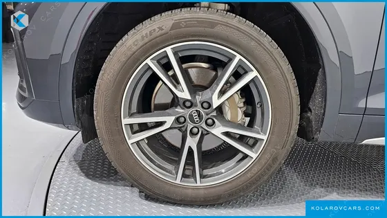 AUDI Q5 45 TFSI QUATTRO