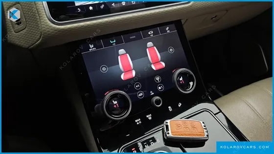 LAND ROVER RANGE ROVER VELAR 3.0 D300 R-DYNAMIC SE
