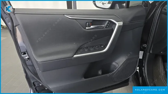 TOYOTA RAV4 2,5 4WD HYBRID LTD