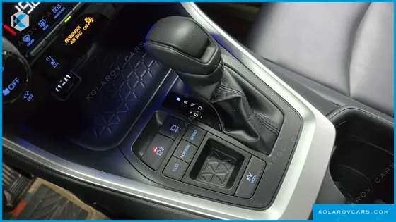 TOYOTA RAV4 2.5 2WD HYBRID