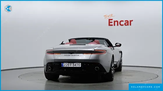 ASTON MARTIN DB11 4.0 V8 VOLANTE