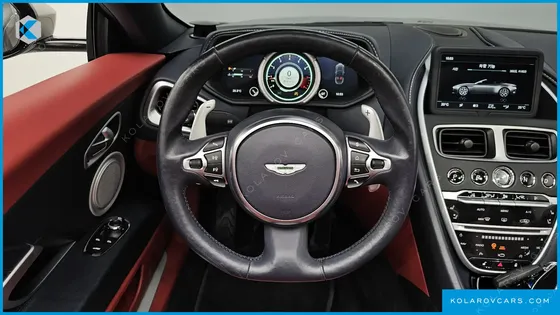 ASTON MARTIN DB11 4.0 V8 VOLANTE