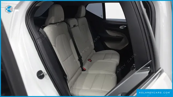 VOLVO XC40 B4 ULTIMATE BRIGHT