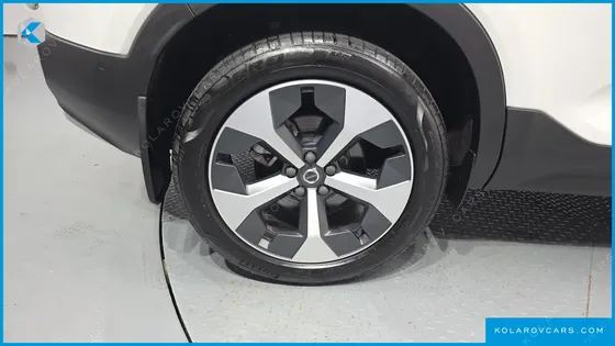 VOLVO XC40 B4 ULTIMATE BRIGHT