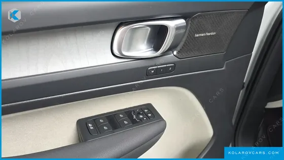 VOLVO XC40 B4 ULTIMATE BRIGHT