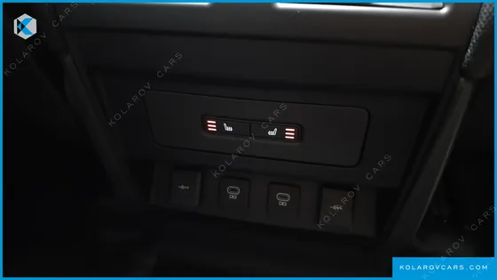 LAND ROVER DEFENDER 110 P300 X-DYNAMIC SE