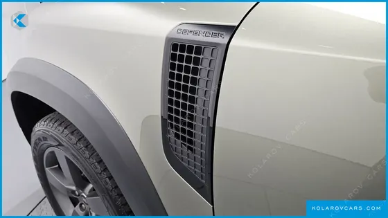 LAND ROVER DEFENDER 110 D250 SE