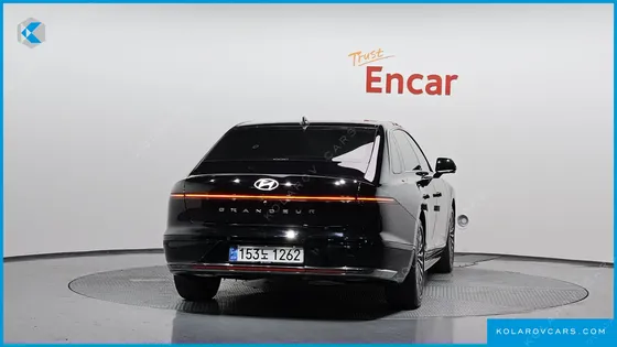 HYUNDAI GRANDEUR CALLIGRAPHY