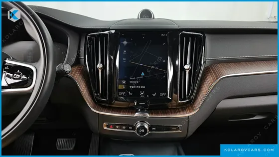 VOLVO XC60 B6 INSCIRTION