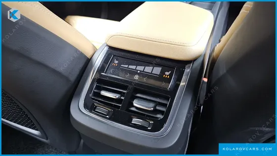 VOLVO XC60 B5 INSCRIPTION