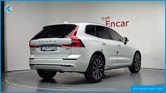 VOLVO XC60 B5 ULTRA BRIGHT