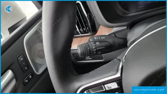 VOLVO XC60 B5 ULTRA BRIGHT