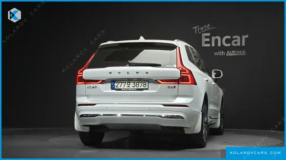 VOLVO XC60 B6 INSCIRTION