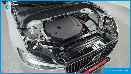 VOLVO XC60 B6 INSCIRTION