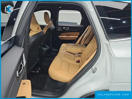 VOLVO XC60 B5 INSCRIPTION