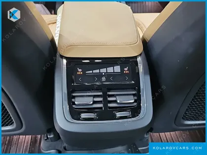 VOLVO XC60 B5 INSCRIPTION