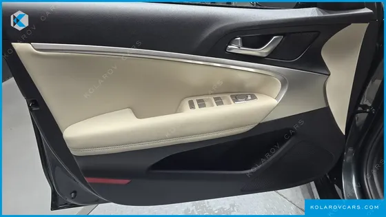 GENESIS G70 GASOLINE 2.5T 4WD