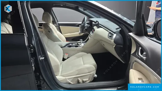 GENESIS G70 GASOLINE 2.5T 4WD