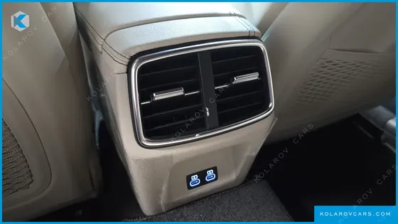 GENESIS G70 GASOLINE 2.5T 4WD