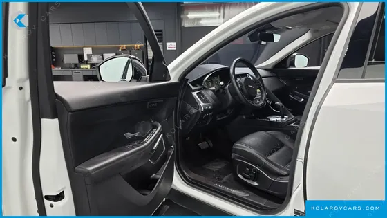 JAGUAR E-PACE P250 SE