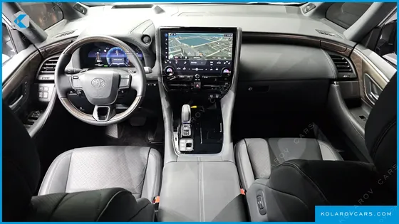 TOYOTA ALPHARD 2.5 HEV EXECUTIVE AWD