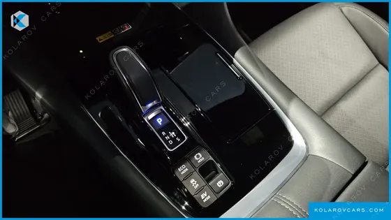 TOYOTA ALPHARD 2.5 HEV EXECUTIVE AWD