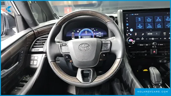 TOYOTA ALPHARD 2.5 HEV EXECUTIVE AWD