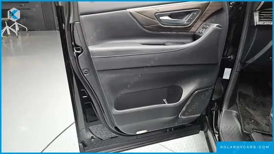 TOYOTA ALPHARD 2.5 HEV EXECUTIVE AWD