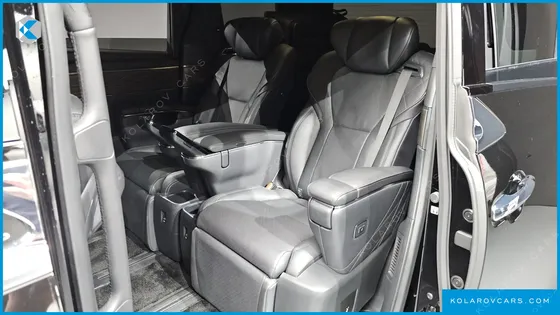 TOYOTA ALPHARD 2.5 HEV EXECUTIVE AWD