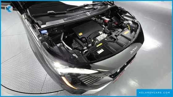 PEUGEOT 3008 1.2 PURE TECH ALLURE