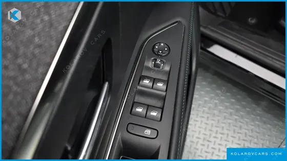 PEUGEOT 3008 1.2 PURE TECH ALLURE