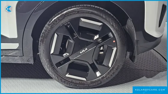 KIA EV3 STANDARD 2WD
