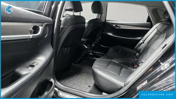 HYUNDAI GRANDEUR 3.3