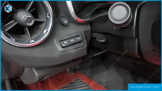 CHEVROLET (GM DAEWOO) CAMARO SS 6.2 V8 VOLCANO RED