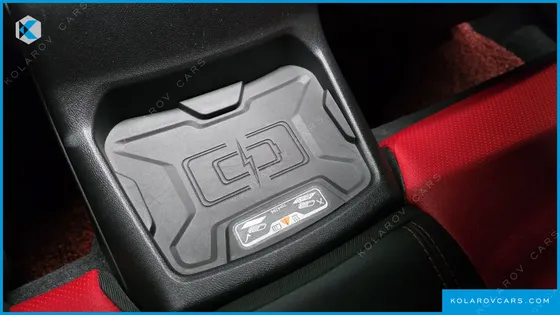 CHEVROLET (GM DAEWOO) CAMARO SS 6.2 V8 VOLCANO RED