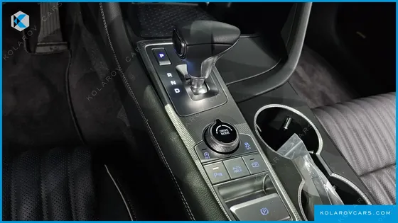 GENESIS G70 GASOLINE 2.5T 4WD