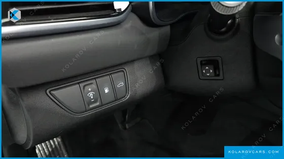 GENESIS G70 GASOLINE 2.5T 4WD