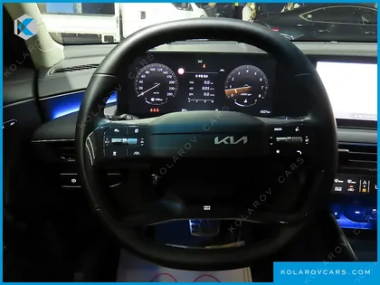 KIA K8 2.5 GASOLINE 2WD