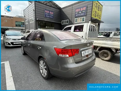 KIA FORTE 1.6 CVVT PREMIUM SI