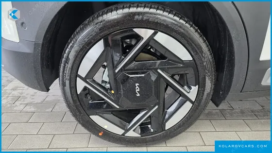 KIA SELTOS GASOLINE 1.6T 2WD