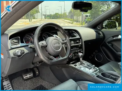 AUDI RS5 4.2 FSI QUATTRO