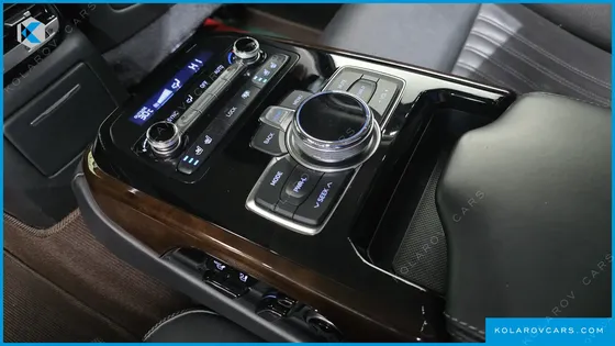 GENESIS EQ900 5.0 GDI AWD