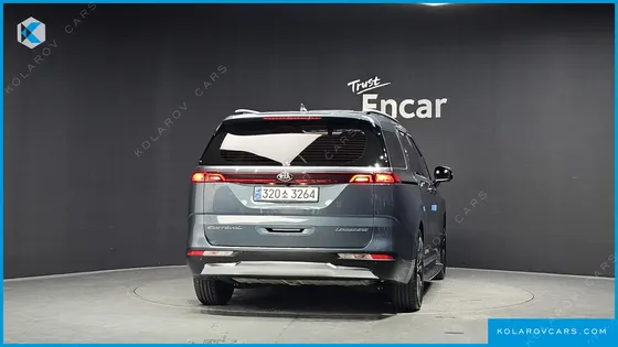 KIA CARNIVAL GASOLINE 7-SEATER SIGNATURE