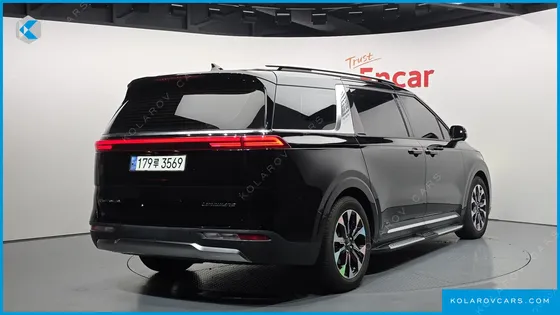 KIA CARNIVAL GASOLINE 7-SEATER NOBLESSE