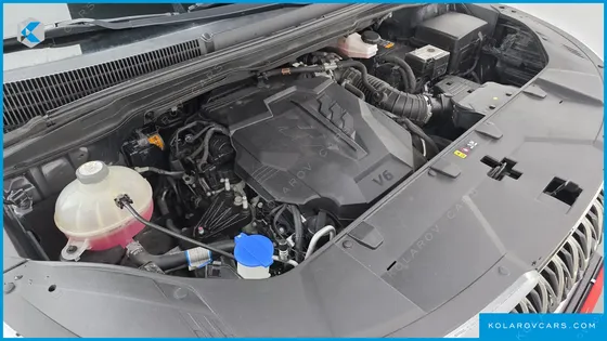 KIA CARNIVAL GASOLINE 7-SEATER NOBLESSE